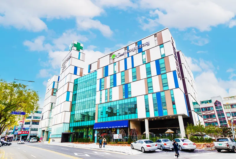 Nari Women's Hospital