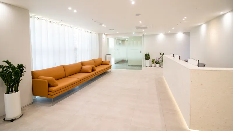 Oracle Dermatology Clinic