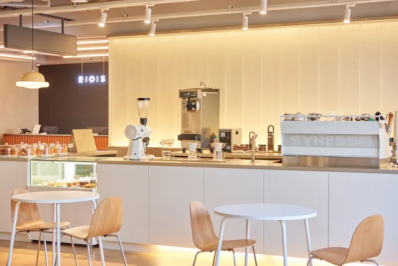 Gangnam EOS Ophthalmology Clinic