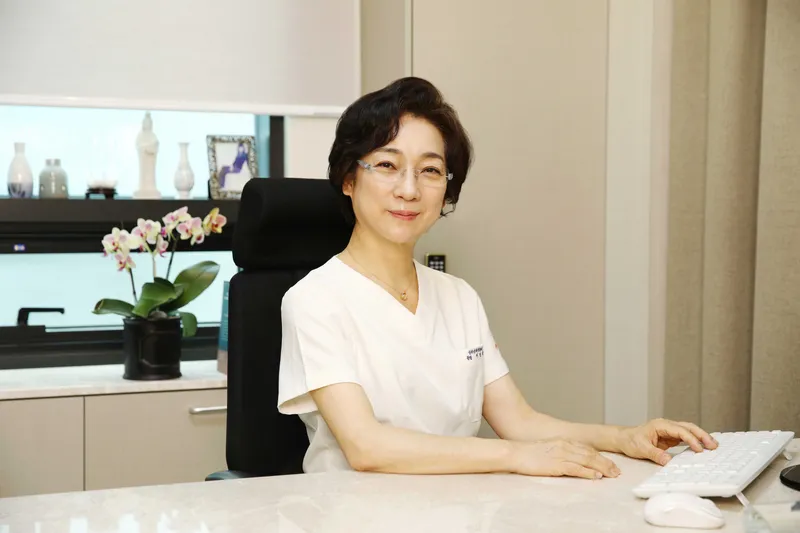 Lee San Obstetrics and Gynecology Clinic