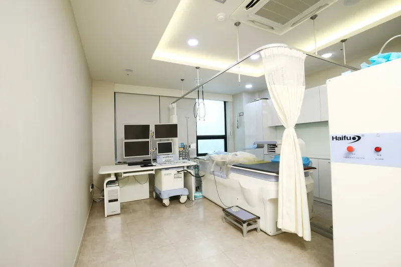 Lee San Obstetrics and Gynecology Clinic