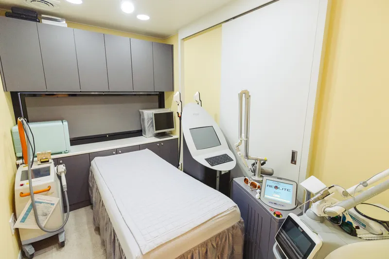 Leeenhai Dermatology Clinic