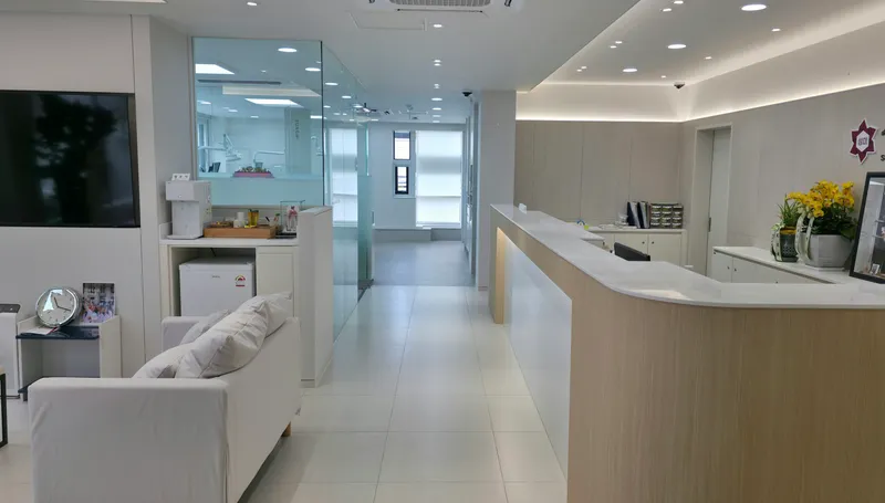 Seongmichi Dental Clinic Apgujeong Branch