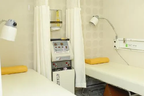 Jeong Yongsoo Korean Medicine Clinic