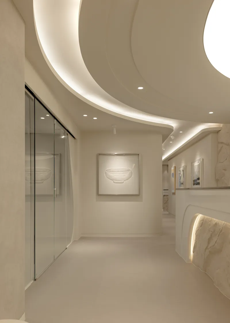 Som Som Dermatology Clinic