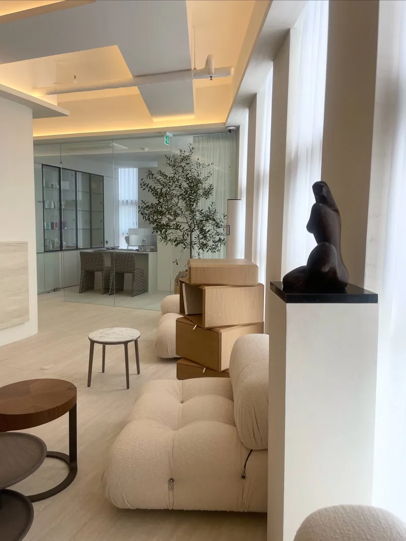 Selon Dermatology Clinic