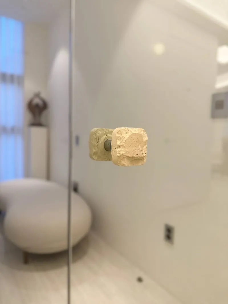 Selon Dermatology Clinic