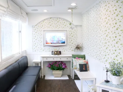 Kang Jeong Su Dental Clinic
