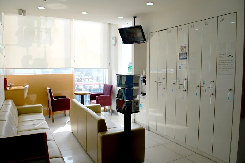 People Love Dentist Clinic