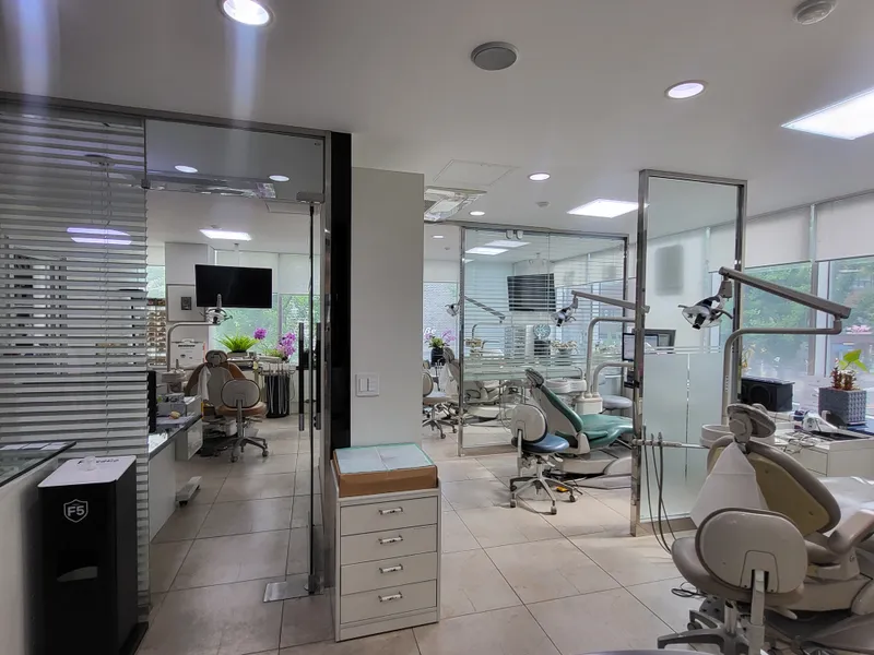 Baeklim Dental Clinic