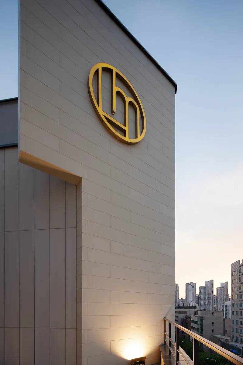 Imi Seok Theme Dermatology Clinic Shinchon
