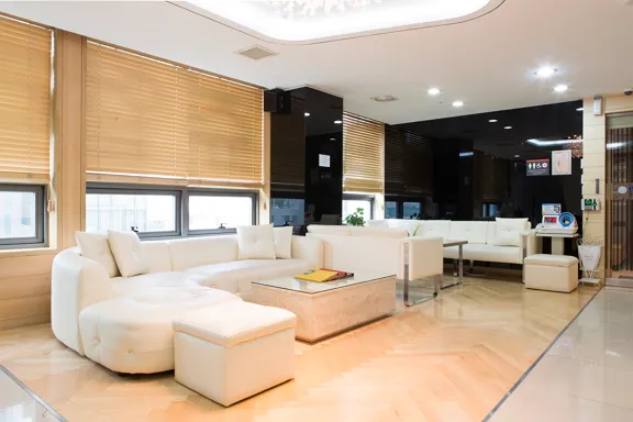 Jewelry Plastic Surgery Clinic