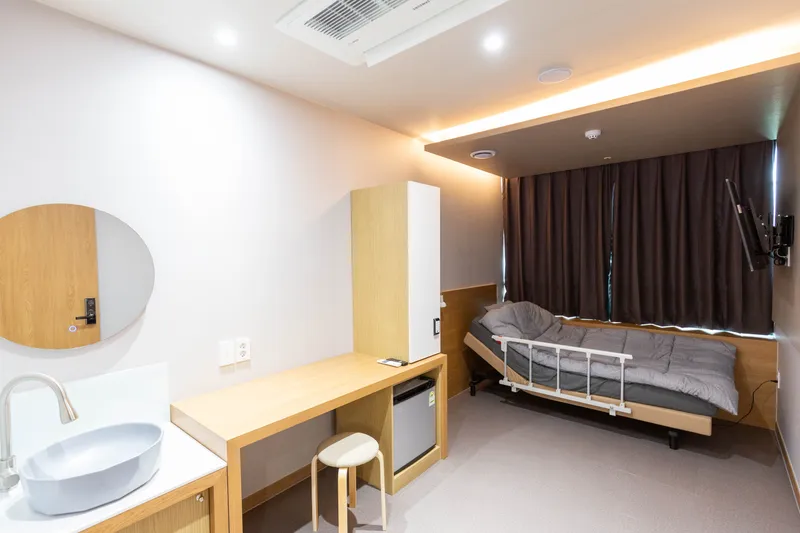 Clear Forest 365 Clinic