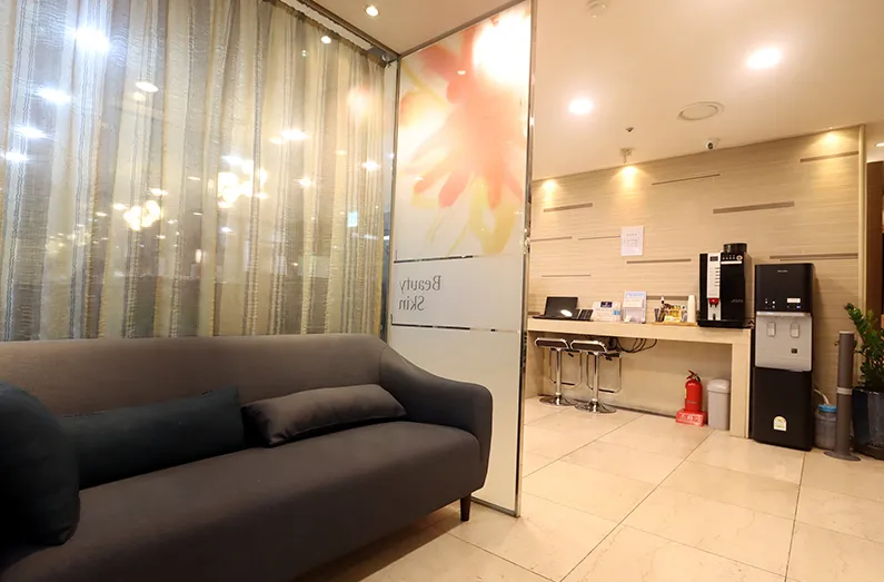 Root Theme Dermatology Clinic