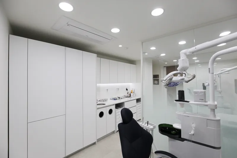 Yonsei Munchi Dental Clinic