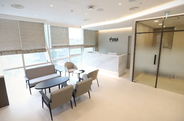 AM Plastic Surgery Clinic