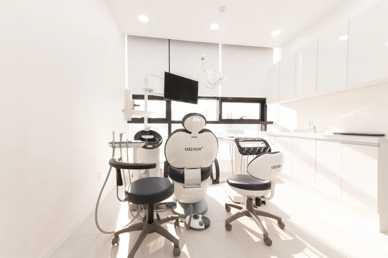 Seoul Ichaeum Dental Clinic