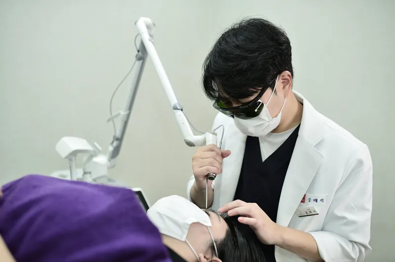 Cheongdam Conderm Clinic