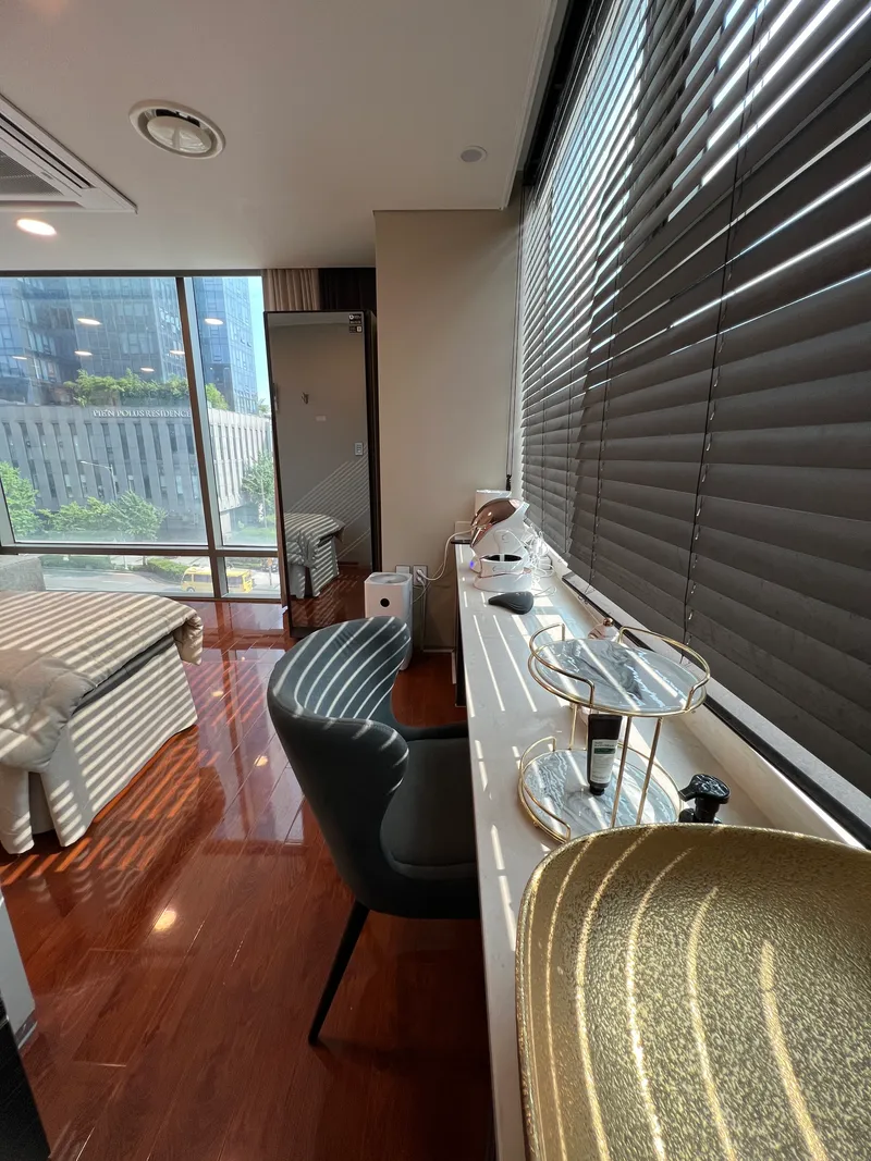 Cheongdam Joonneck Spine and Dermatology Clinic