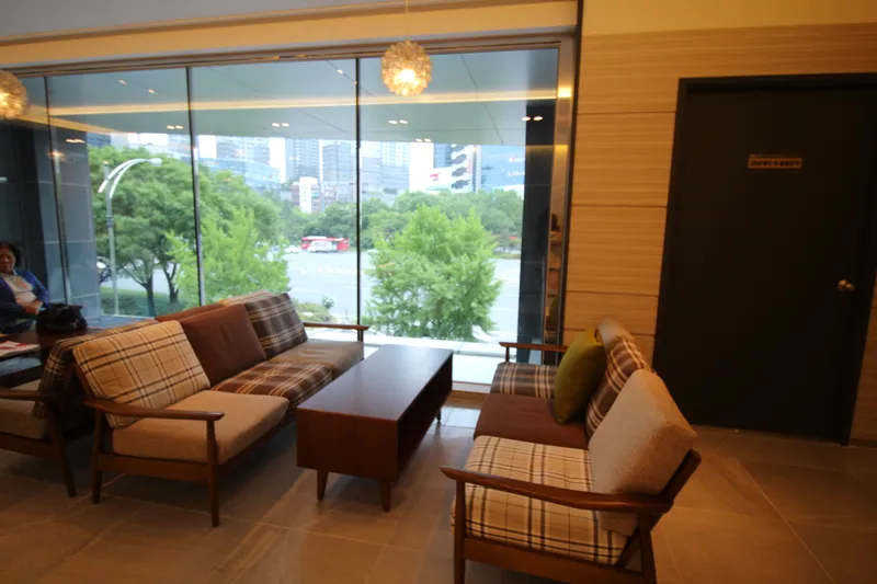 Daegyeong Imaging Clinic Apple Branch