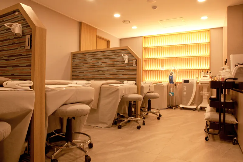 Yean Dermatology Clinic