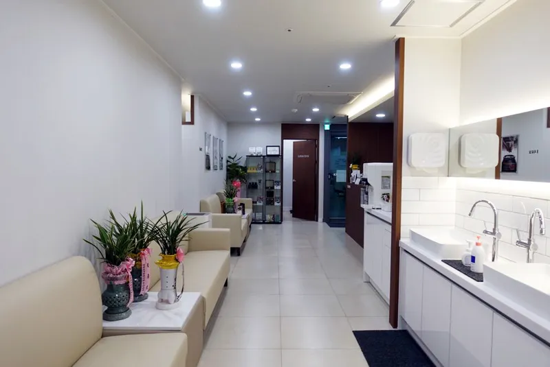 Yeouido Jeongseong Korean Medicine Clinic