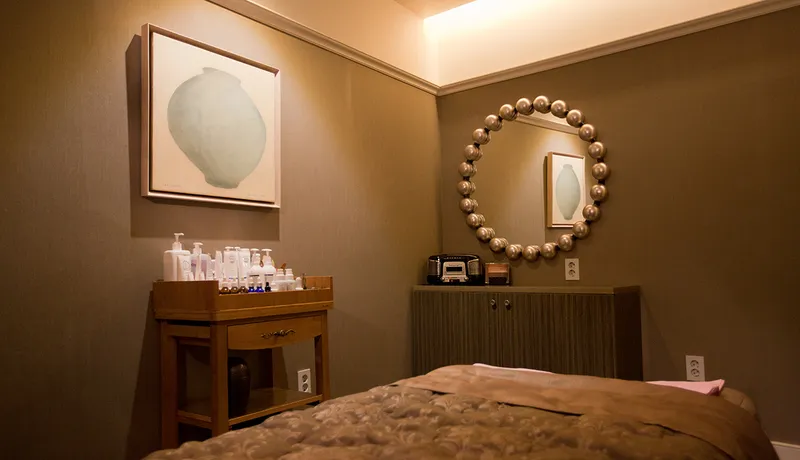 E&Y Dermatology Clinic