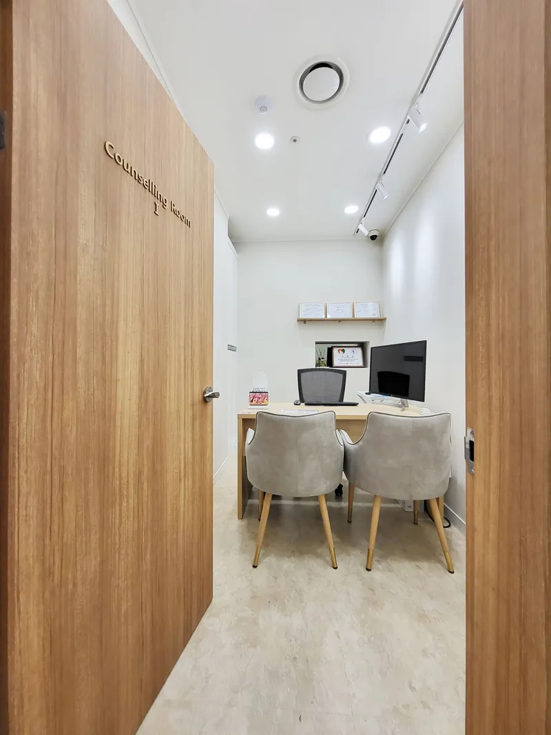 Mona Line Plastic Surgery Clinic