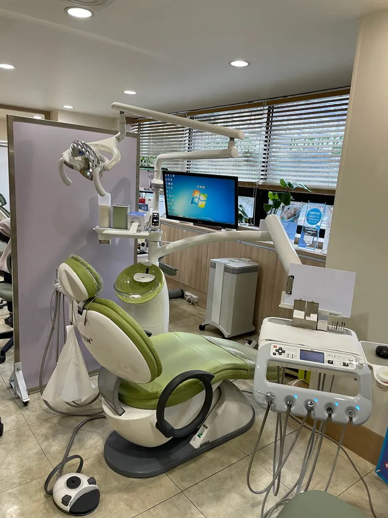 Simmi Dental Clinic