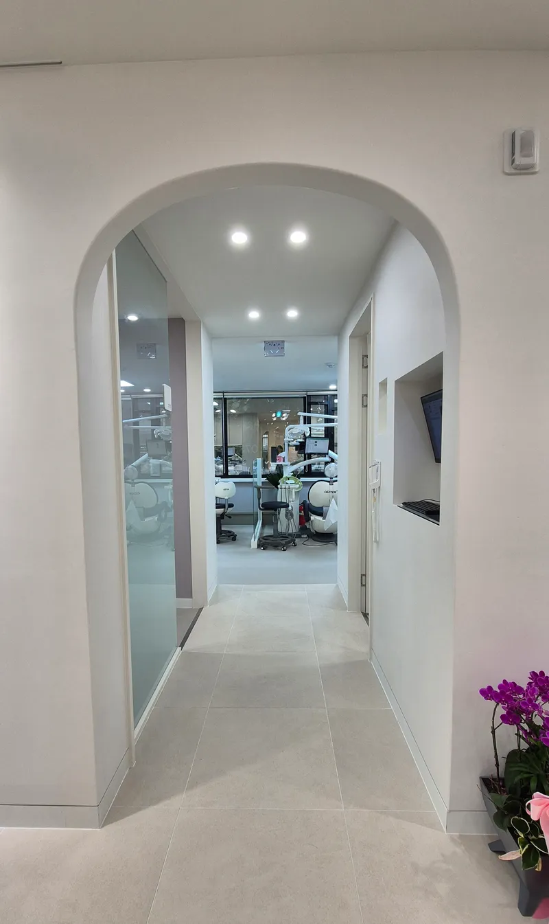 Park Young Jin Dental Clinic