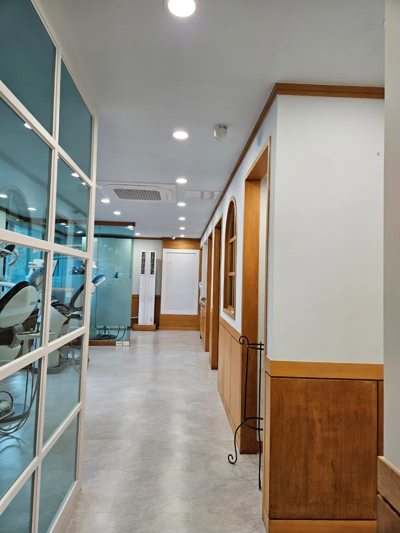 Gangnam Yonsei Dental Clinic
