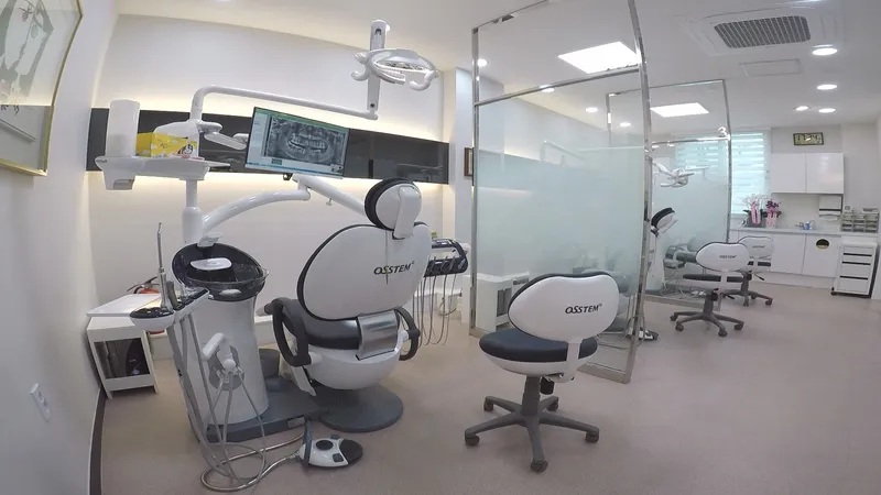 Husband and Wife Dental Clinic