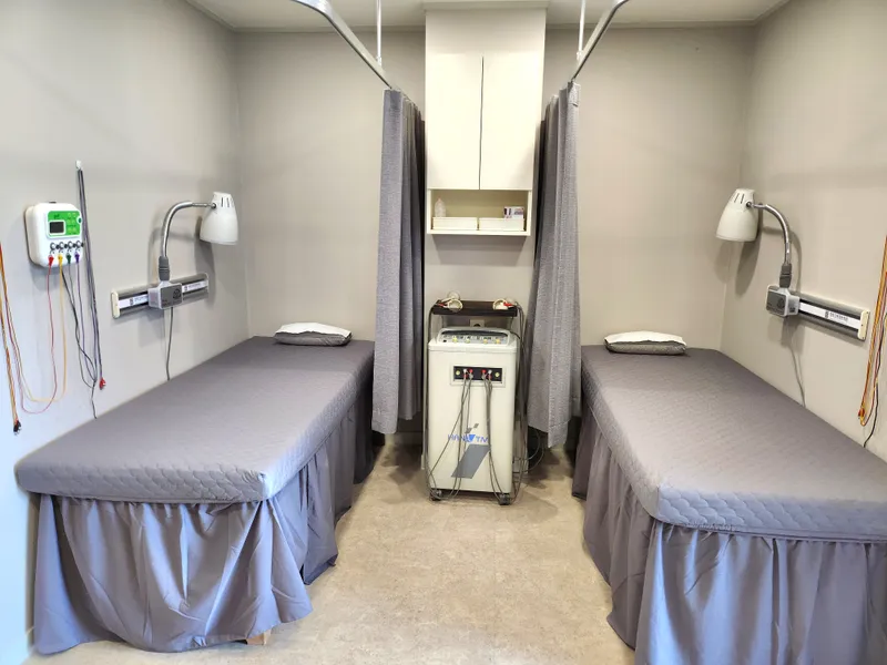 Gyeonghui Gim & Jeong Korean Medicine Clinic