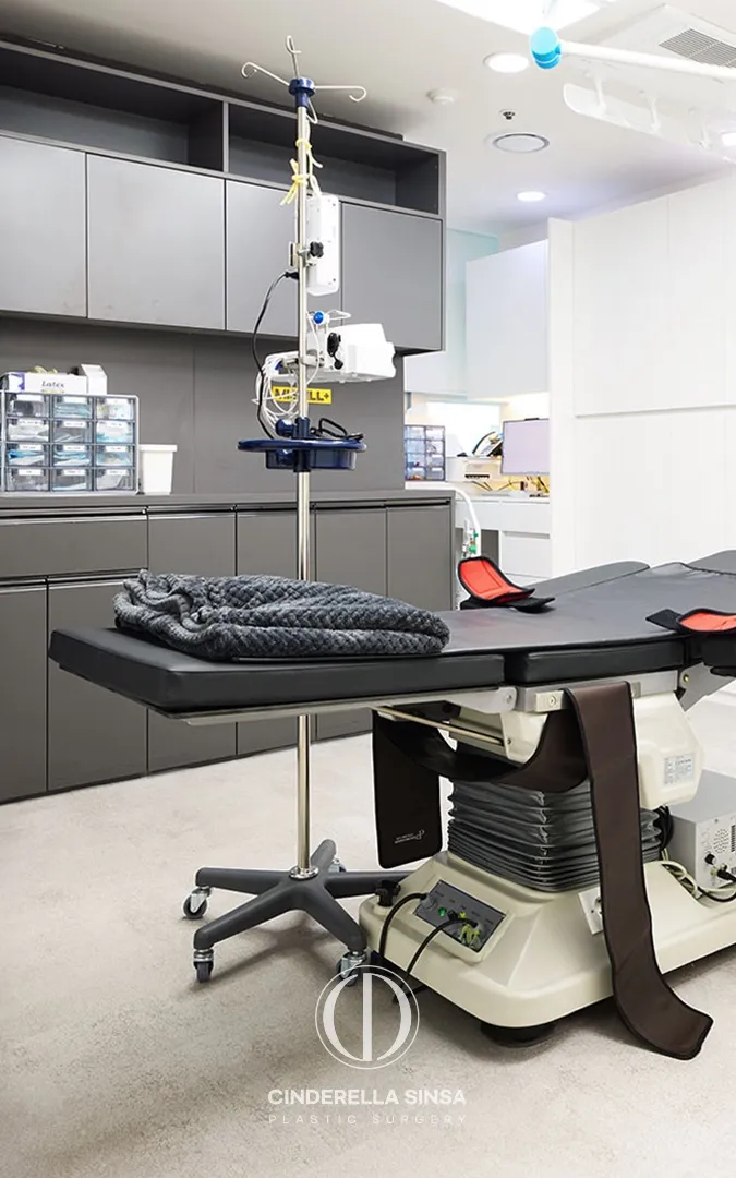 Cinderella Shin-sa Point Plastic Surgery Clinic