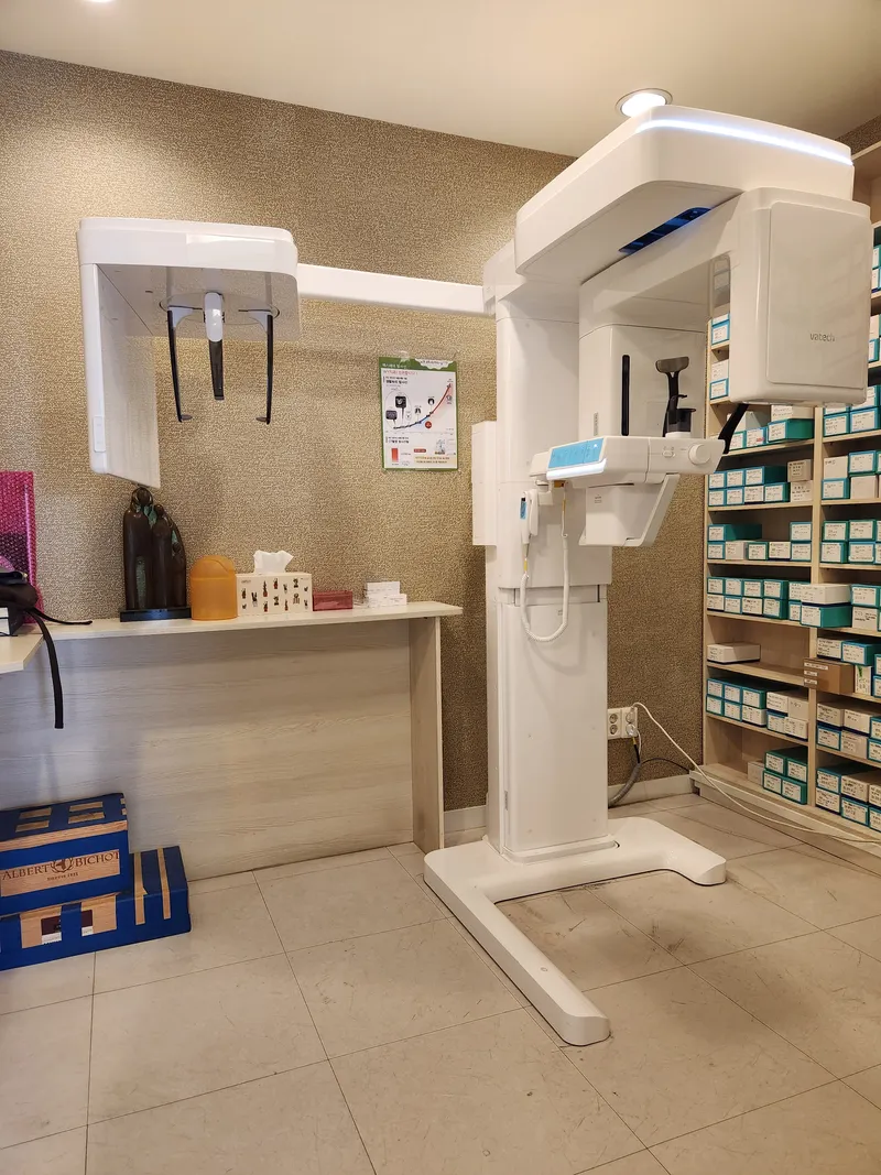 WY Dental Clinic