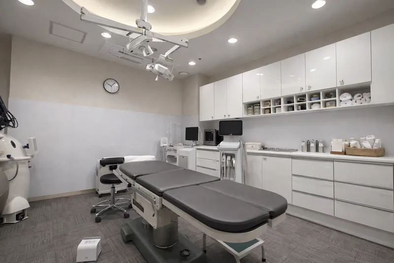 Gowoon World Kim Yang-je Jang Bong-seok Dermatology Clinic