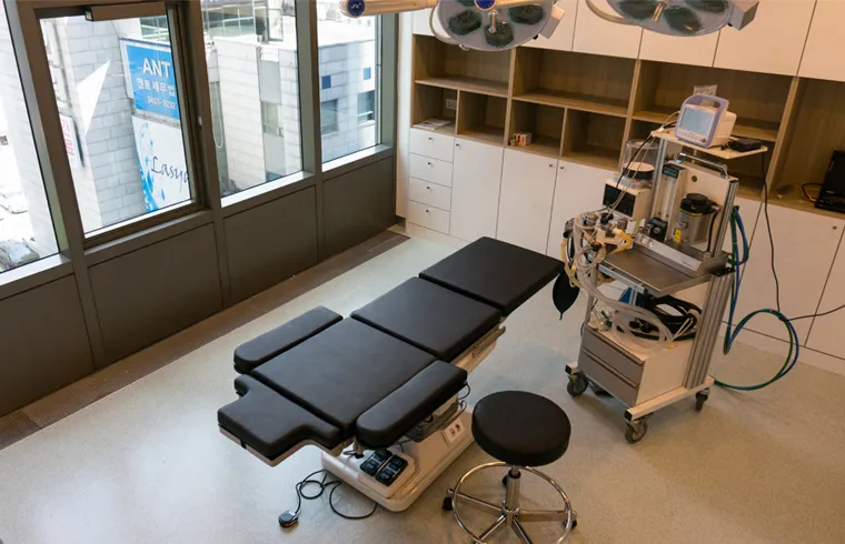 Snow's Clinic