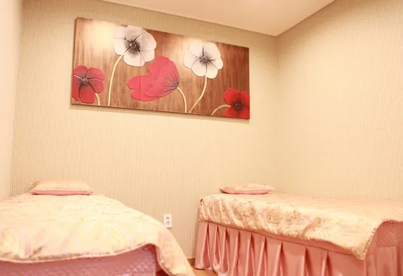 Road Plastic Surgery Clinic