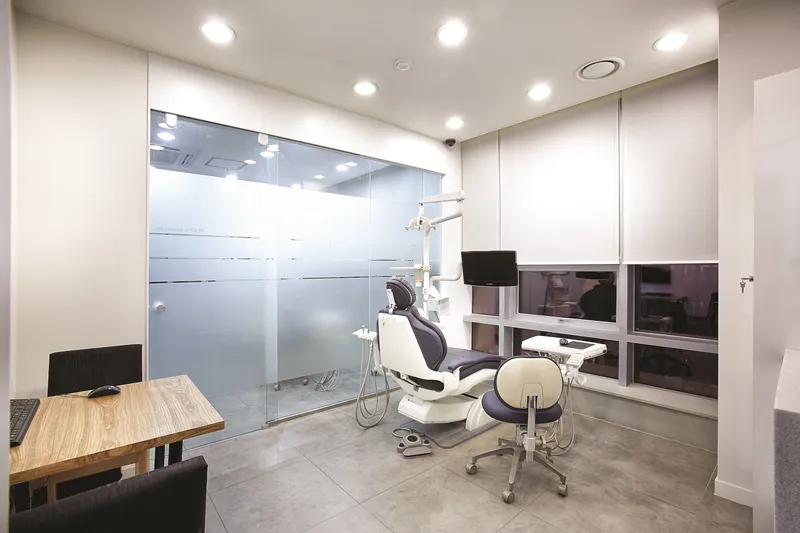 Seoul With Dentist Clinic