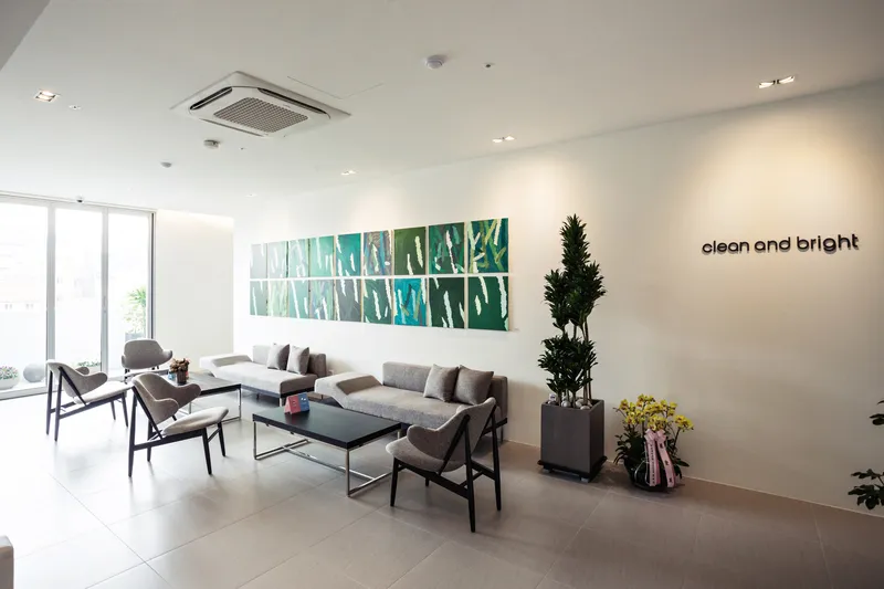 CNB Eye Clinic