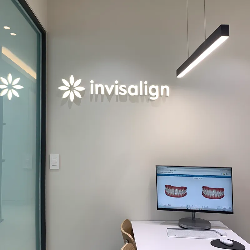 Seoul Eschi Dental Clinic