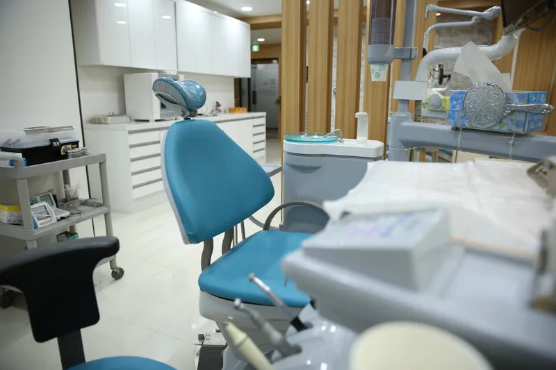 Dongseo Dental Clinic