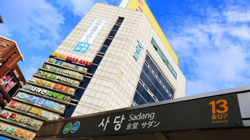 Yonsei Clear Eye Clinic