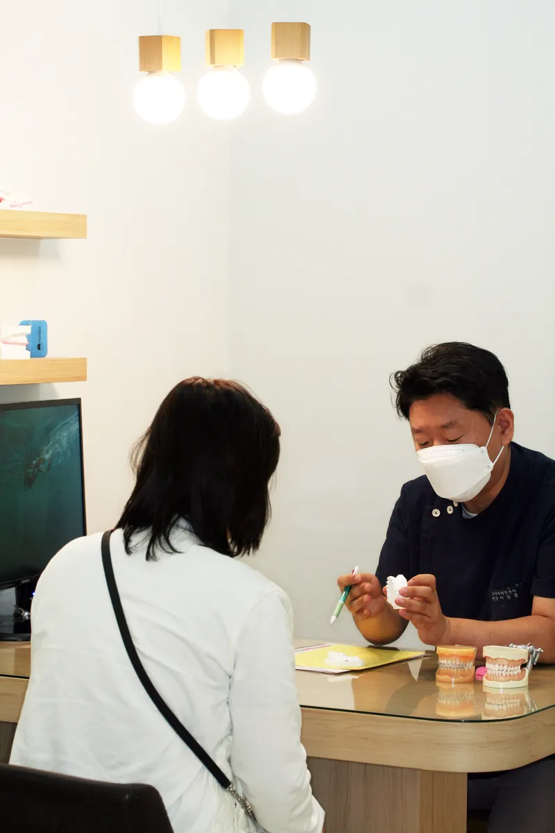 Yonsei Well Junior Dental Clinic Gangdong Myeongil Station