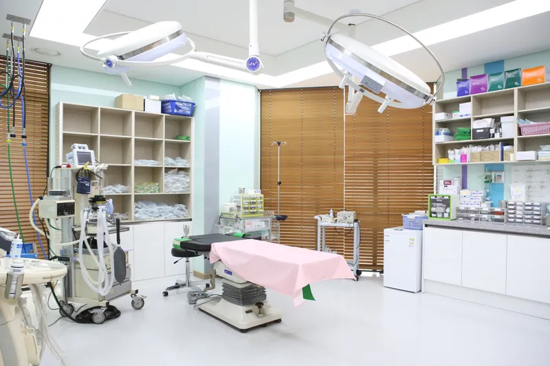 Anzlo Women's Hospital