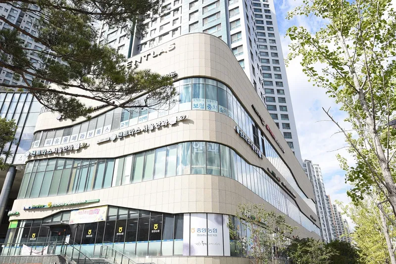 Centras Seoul Ophthalmology Clinic